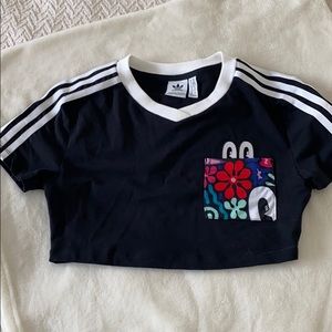 Adidas Crop Top - XS